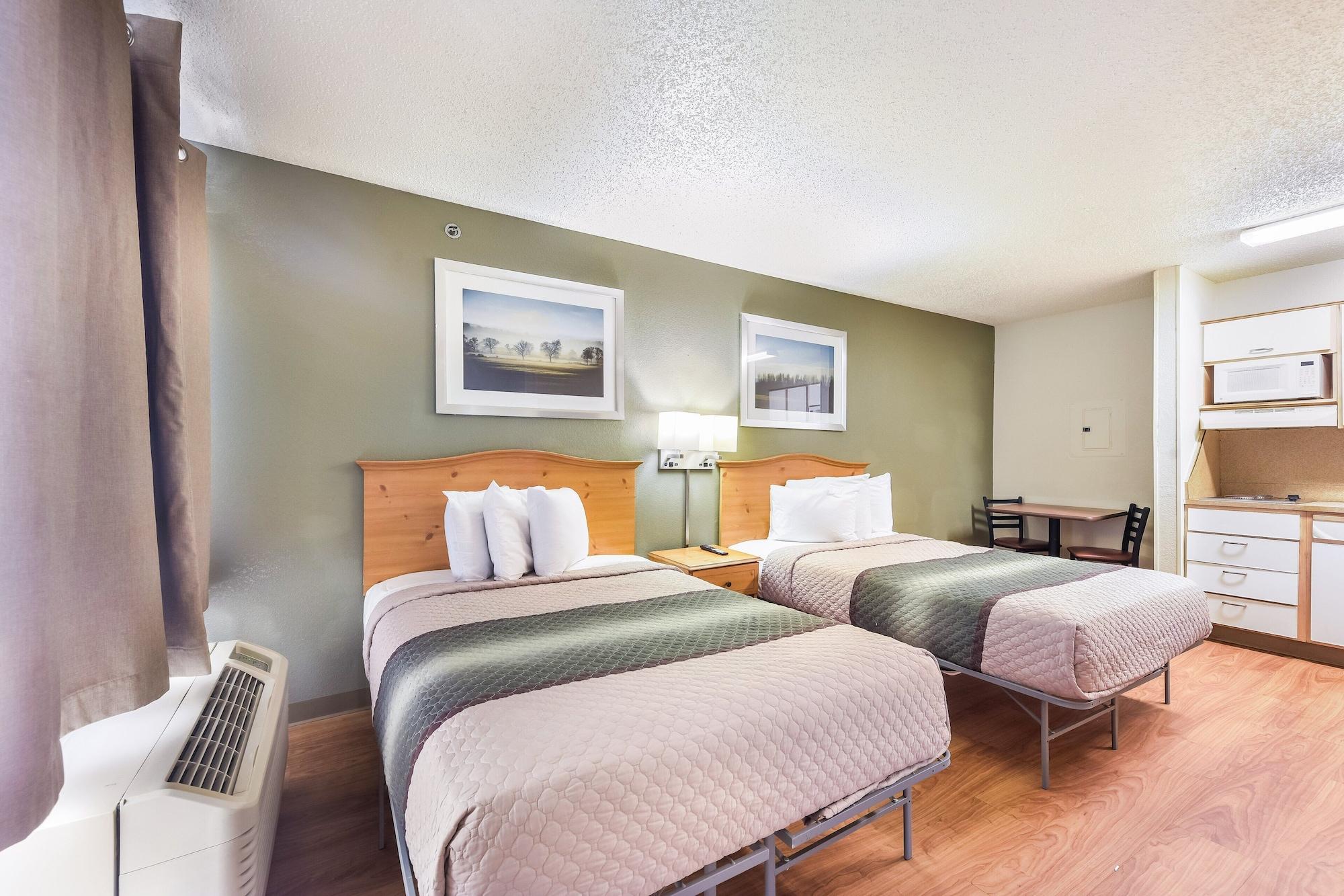 Hometowne Studios By Red Roof Dallas - North Addison - Tollway Экстерьер фото